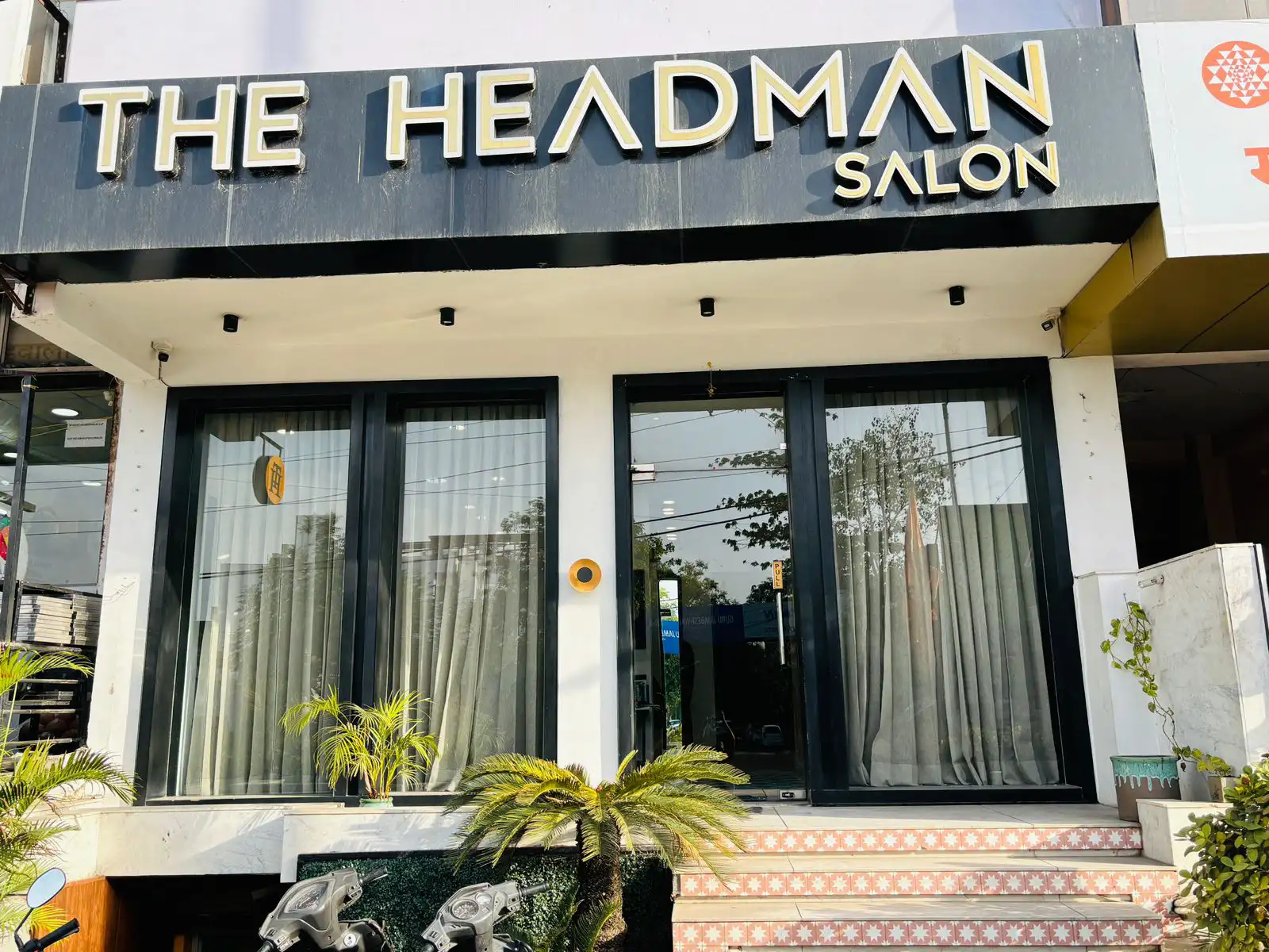 Beauty Parlor in Jaipur